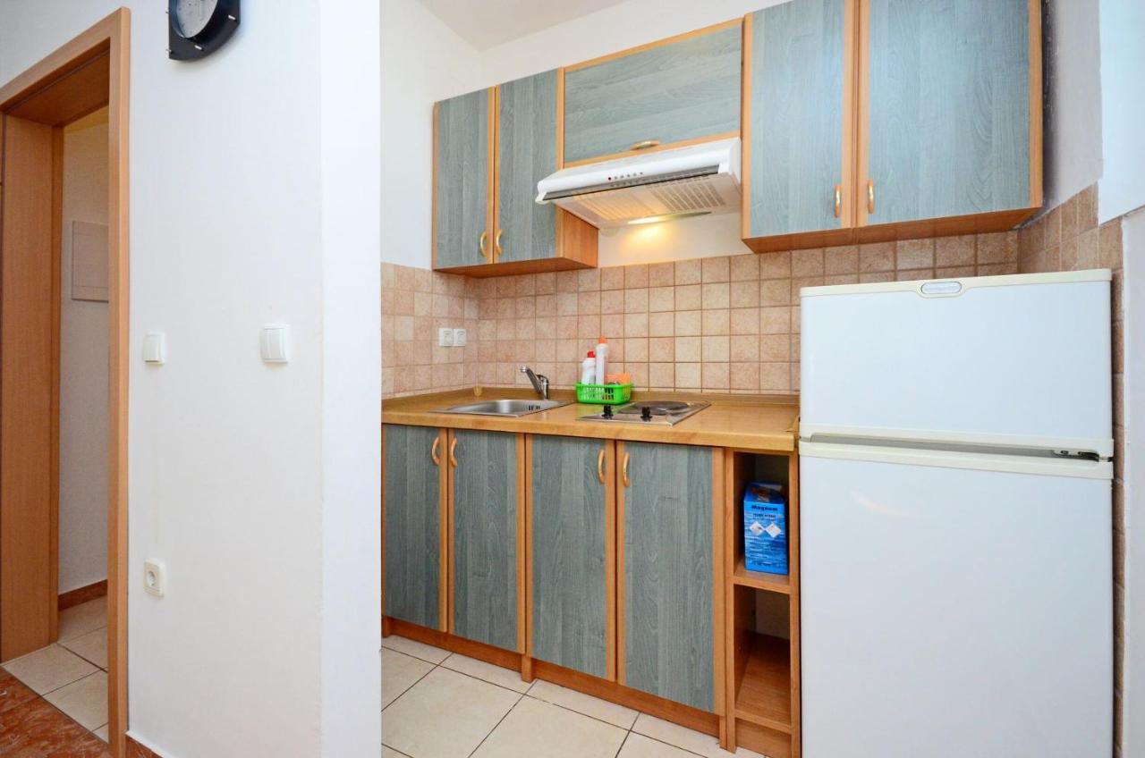 Apartments Blazenka Banjol Eksteriør bilde